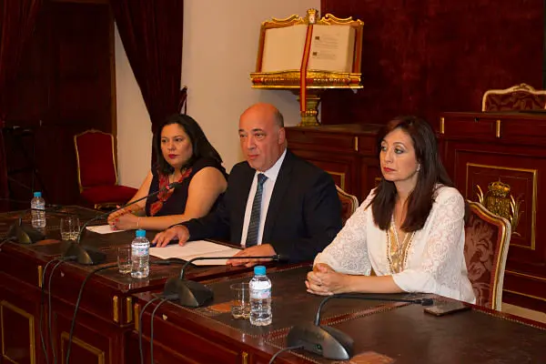 fotonuevacomposiciongobiernodiputacion11_opt