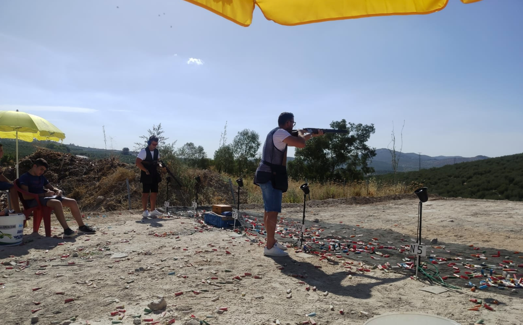 Tiro al plato, Do&ntilde;a Menc&iacute;a