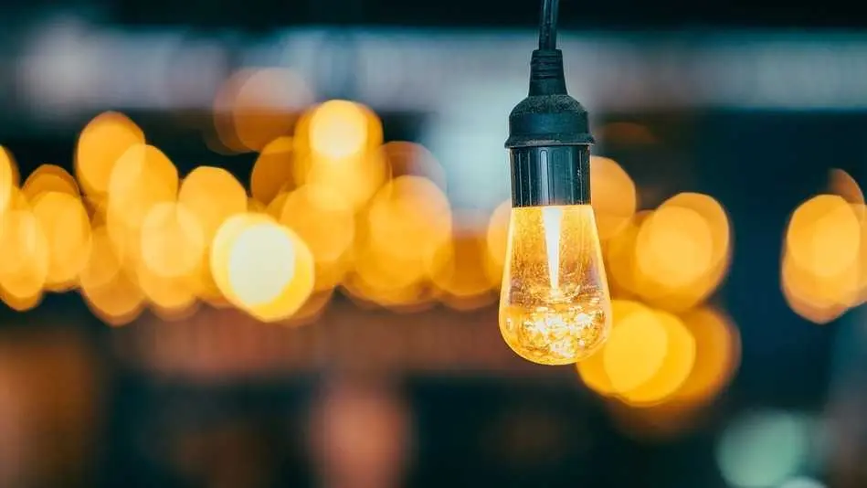 light-bulb-4297386_1280 (1)
