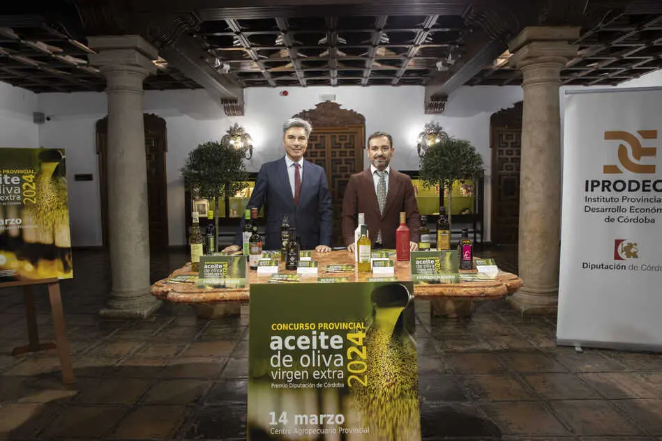 FOTO_Anuncio-de-los-finalistas-del-Concurso-Provincial-de-Aceite_14-scaled (1)