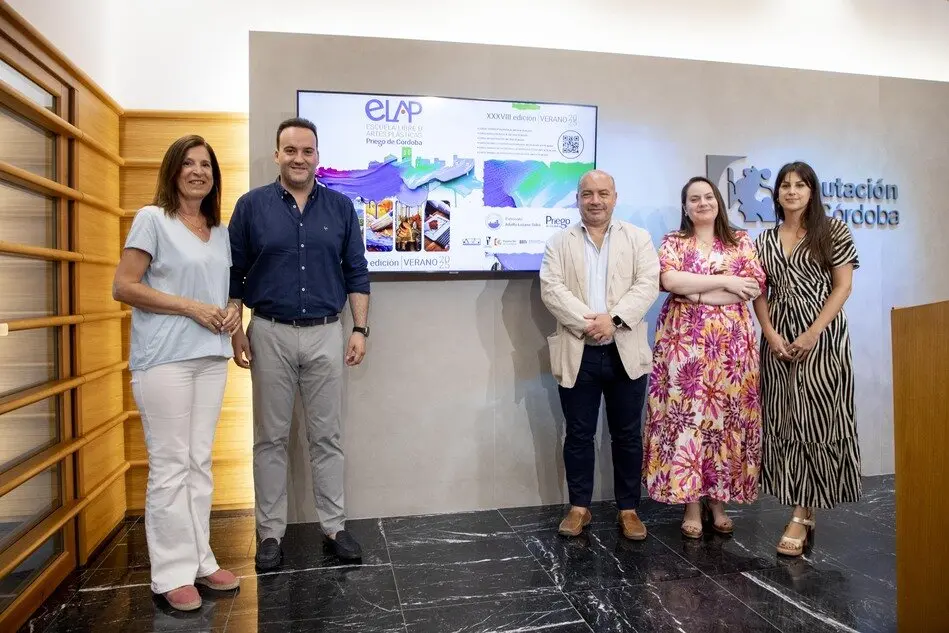 FOTO_PresentaciOn-de-la-Escuela-Libre-de-Artes-Pl-1 (1)