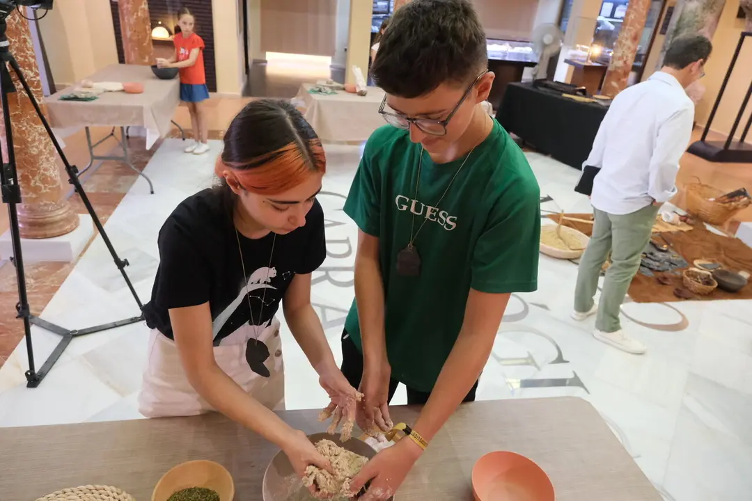 Visita talleres 'Verano en el Museo'_(14-07-2025)_4 (1)