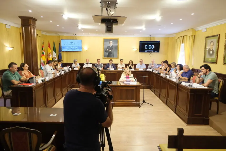 Pleno extraordinario contrato recogida basura y limpieza_(15-09-2025)_1 (1)