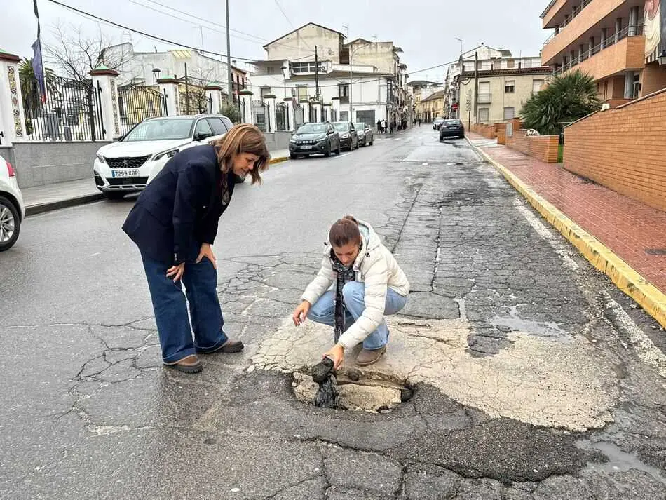 alcaldesa visita problemas traves&iacute;a (1) (1)