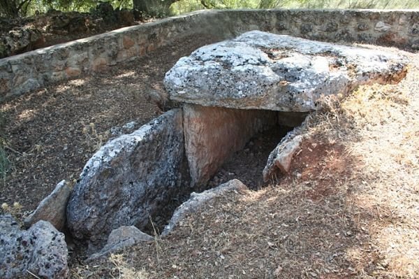 dolmen-lastra_opt