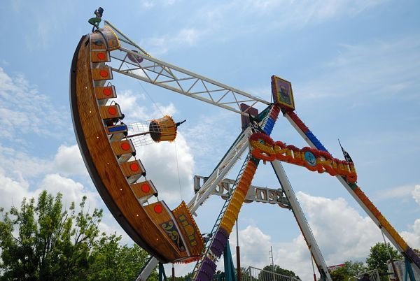 amusement-park-ride-1421329706hGZ_opt