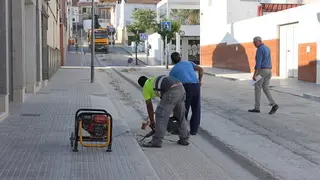 Jos&eacute; Cantizani visita las obras de la calle Benamej&iacute;_opt