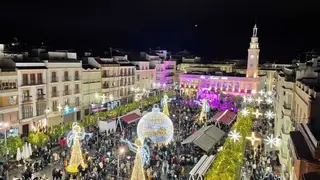 231201-Plaza-Nueva-iluminada-980x735 (1)