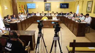 Pleno ordinario mes de mayo en el Ayuntamiento de Cabra_(26-05-2025)_1 (1)