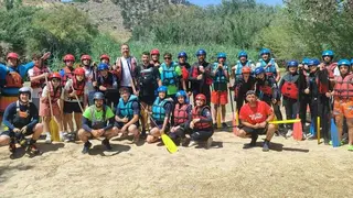 foto inicio descenso popular de rafting (1)