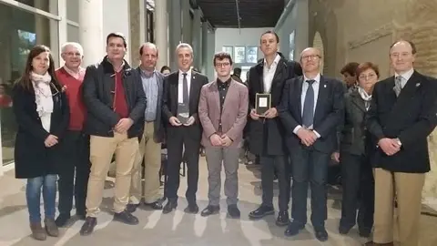 &Aacute;ngel de la Torre junto al alcalde y dem&aacute;s autoriradades_opt