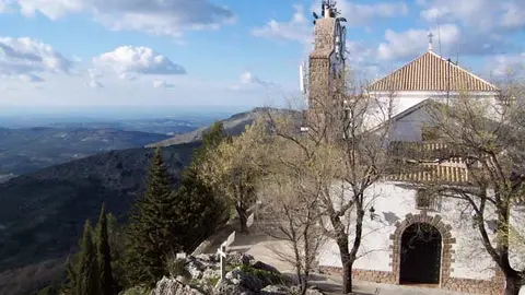 ERMITA-DE-LA-VIRGEN-DE-LA-SIERRA