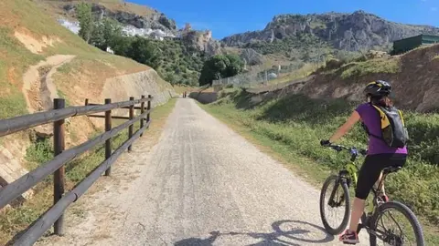 via-verde-de-la-subbetica-en-bicicleta-1024x768_opt