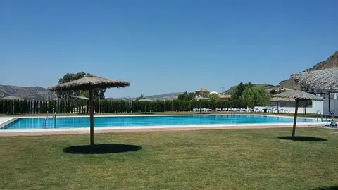 piscina_municipal_iznajar_0_opt