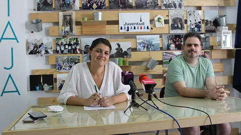 Mamen Beato y Javi Morales presnetan las actividades de Juventud_opt