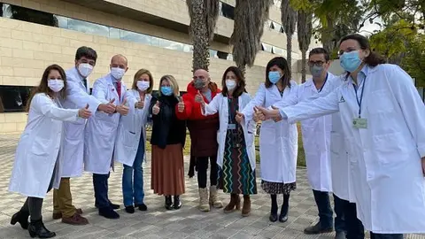 Profesionales de los equipos de trasplantes, donante y receptor, coordinador de trasplantes y gerente_opt