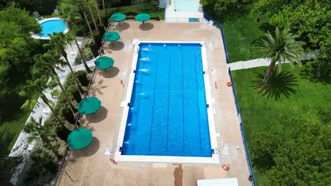 piscinadron