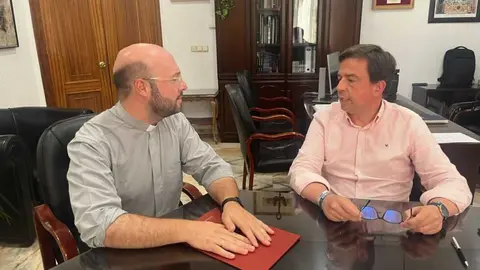 230727-convenio-con-caritas-2-980x735