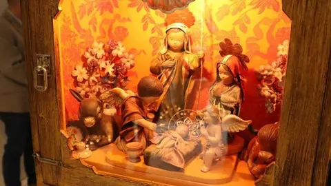 221216-Inauguracion-Exposicion-belenes-tradicionales-5-980x653 (1)