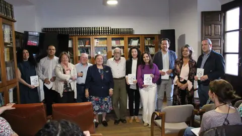 240419-LIBRO-MUJERARTE-980x653 (1)