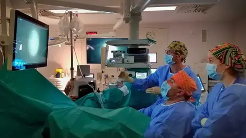 SALUD_ El hospital Infanta Margarita incorpora una novedosa t&eacute;cnica para el tratamiento de la hiperplasia benigna de pr&oacute;stata_20 (1)