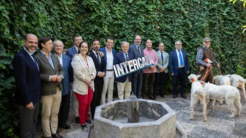 FOTO_Presentacion-Intercaza-2024_09-scaled (1)