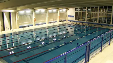 Piscina-cubierta2-980x737