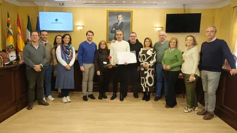 Entrega XXVII Premio a la Solidaridad a Curro Arcos_(26-12-2024)_2 (1)