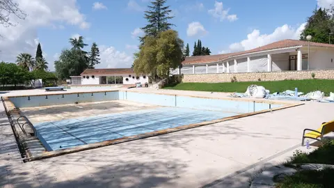 Reformas piscinas de verano Parque 'Heliodoro Mart&iacute;n'_(02-05-2025)_1 (1)