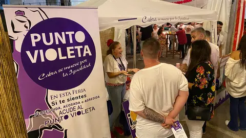 Punto Violeta en la Real Feria y Fiestas de Cabra_(archivo)_1 (1)