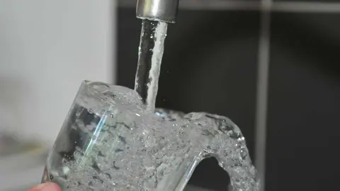 com77380-water-1154080_1920 (1)