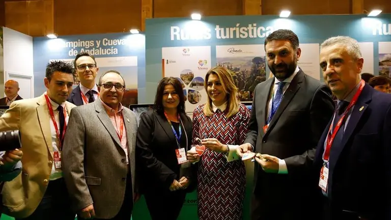 Susana D&iacute;az, Javier Fern&aacute;ndez y Juan P&eacute;rez Fitur 2018