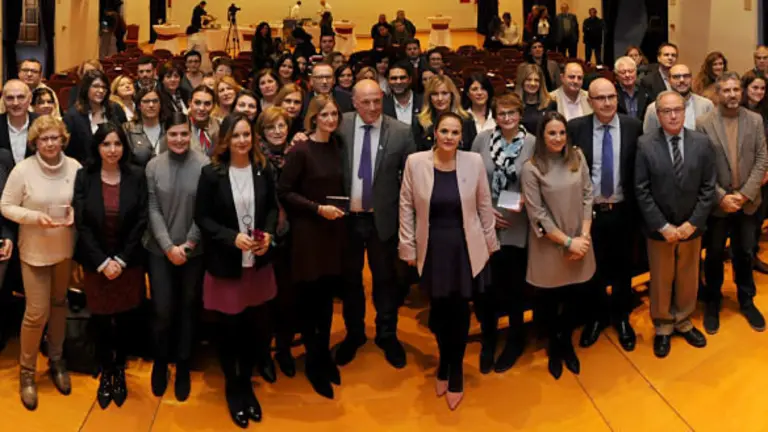 fotoentregadistintivoscalidademplea35_opt