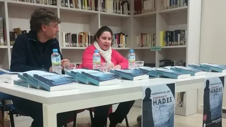 Susana Aguilera presneta su novela_opt