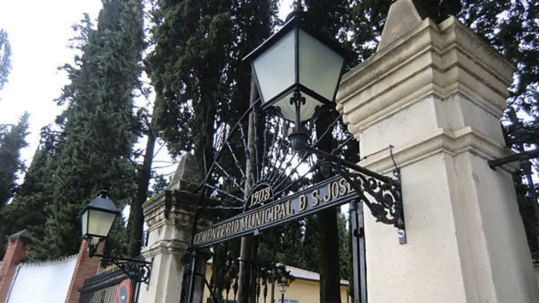 cementerio_opt