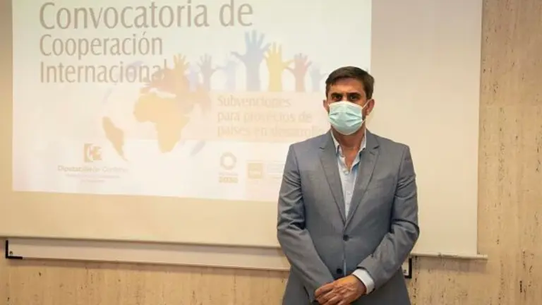FOTO_Proyectos-cooperacion_02-scaled_opt