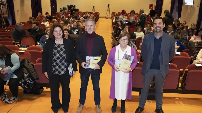 FOTO_-Inauguracion-de-las-jornadas-formativas-&lsquo;La-participacion-infantil-en-la-nueva-Ley-de-Infancia-y-Adolescencia-de-Andalucia_06-scaled