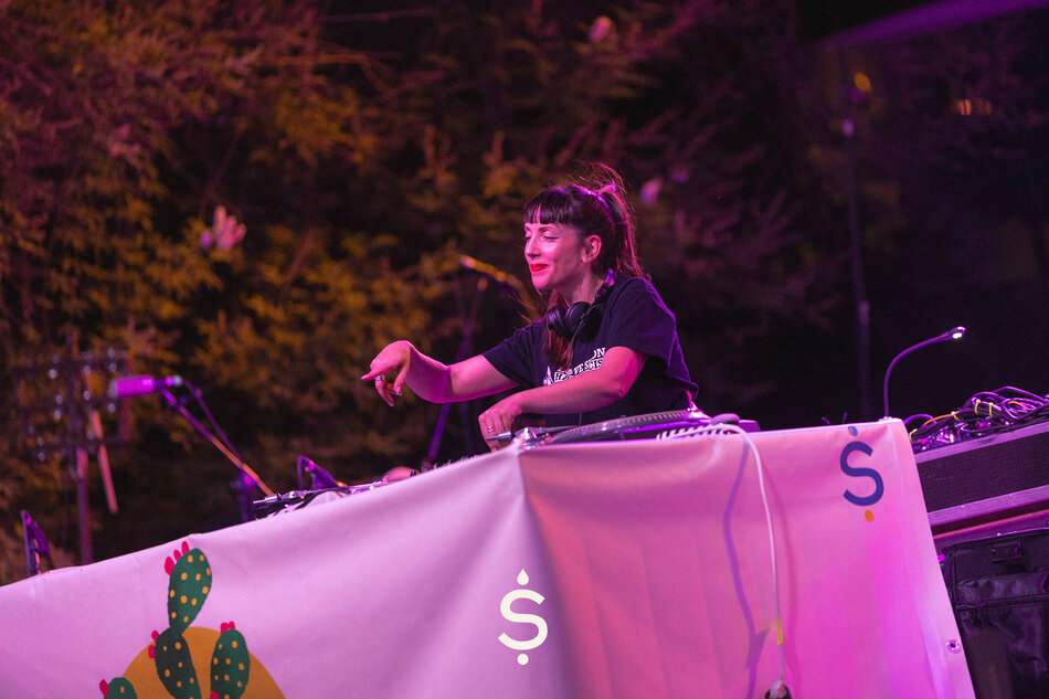 2025 09 19_Sonraiz_Rootsound_Music_Logo_Carla_Mercadillo_Parque+Anais_Begon-2 (1)